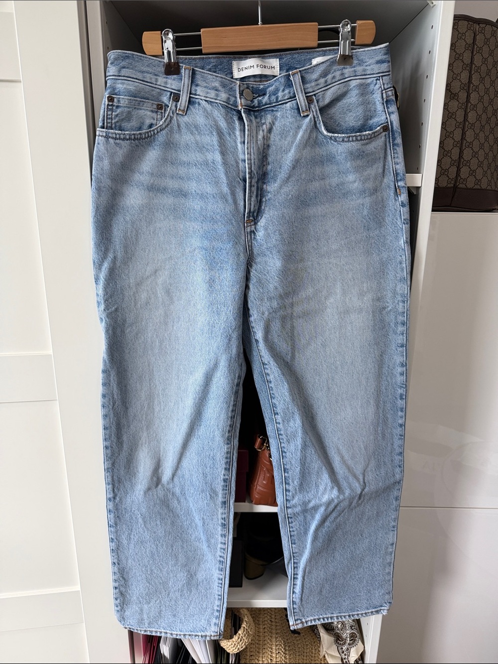 Denim Forum Men's Light Wash Relaxed Straight Jeans